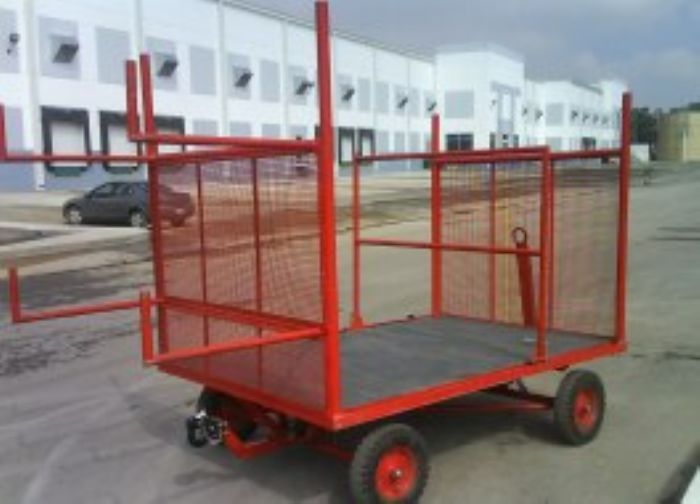Remolque de almacen